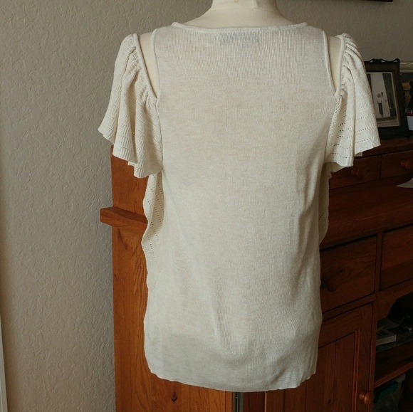 John + Jenn Cold Shoulder Sweater Top M - Picture 6 of 9